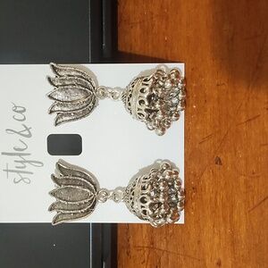 2 Pairs Women's Oxidised silver earrings